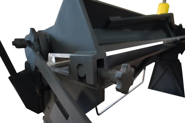 Сегментальный листогиб MetalMaster MTS 2020 3 Сегментальный листогиб MetalMaster MTS 2020