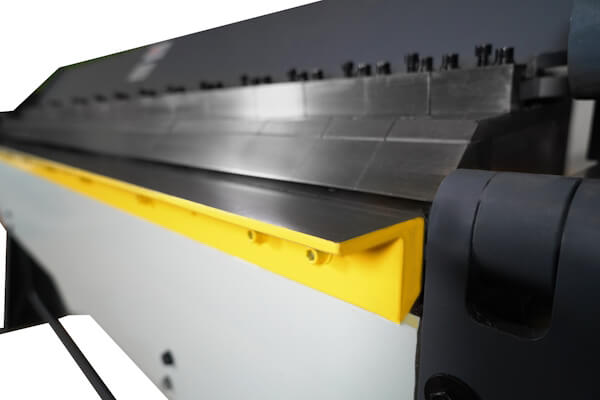 Сегментальный листогиб MetalMaster MTS 2020 4 Сегментальный листогиб MetalMaster MTS 2020