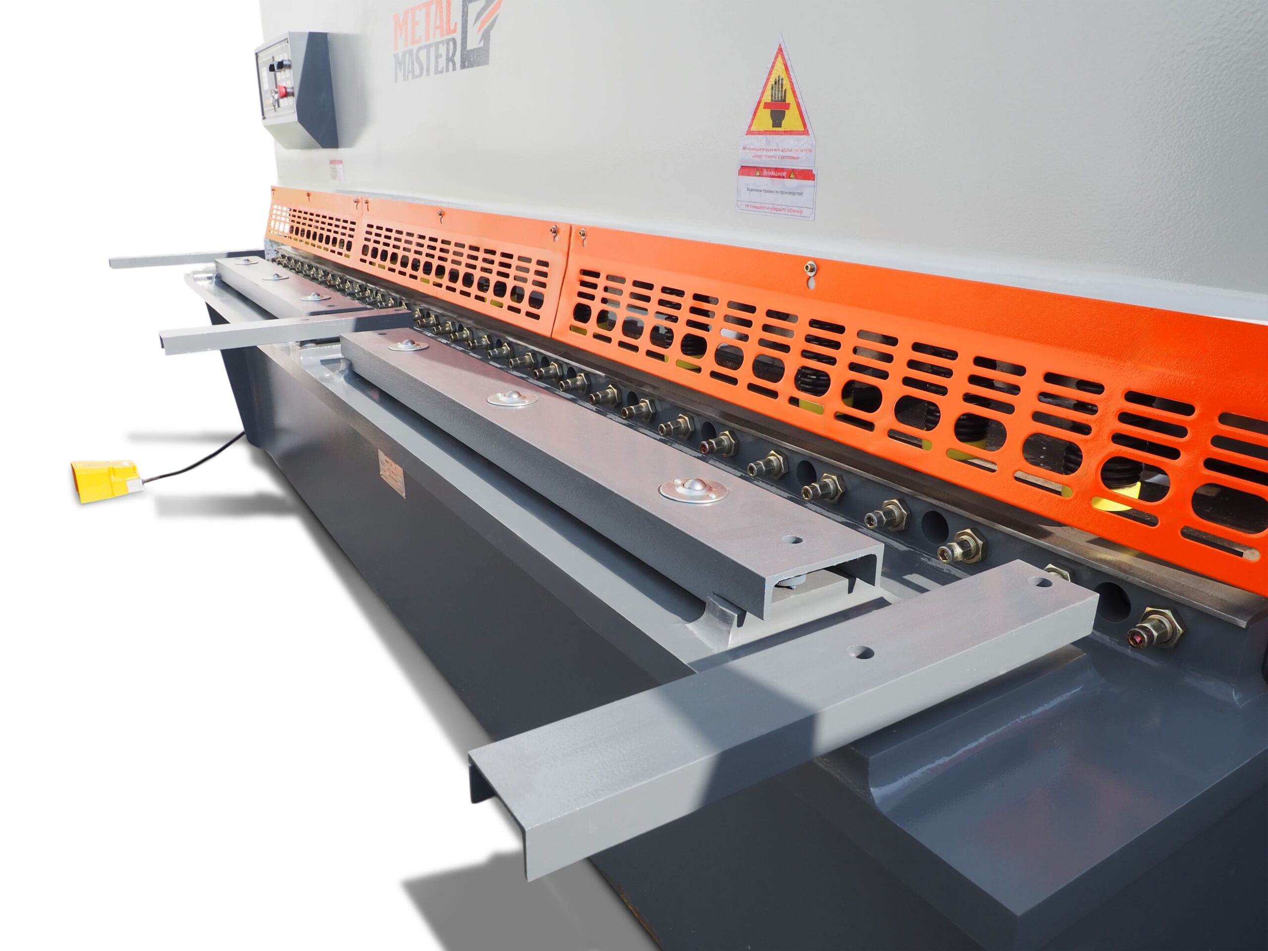 Гидравлическая гильотина Metal Master HCJ 3280 SE 7 Регулировка зазора между ножами