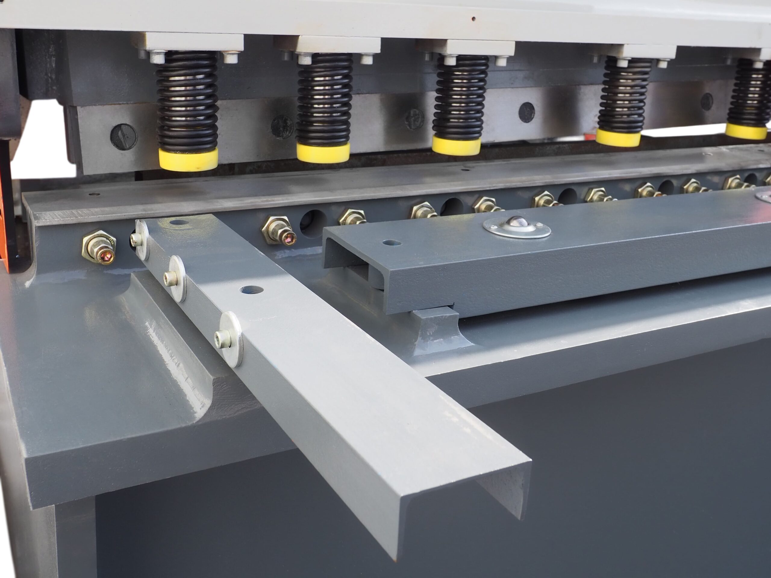 Гидравлическая гильотина Metal Master HCJ 3280 SE 8 Поворотный механизм держателя инструмента
