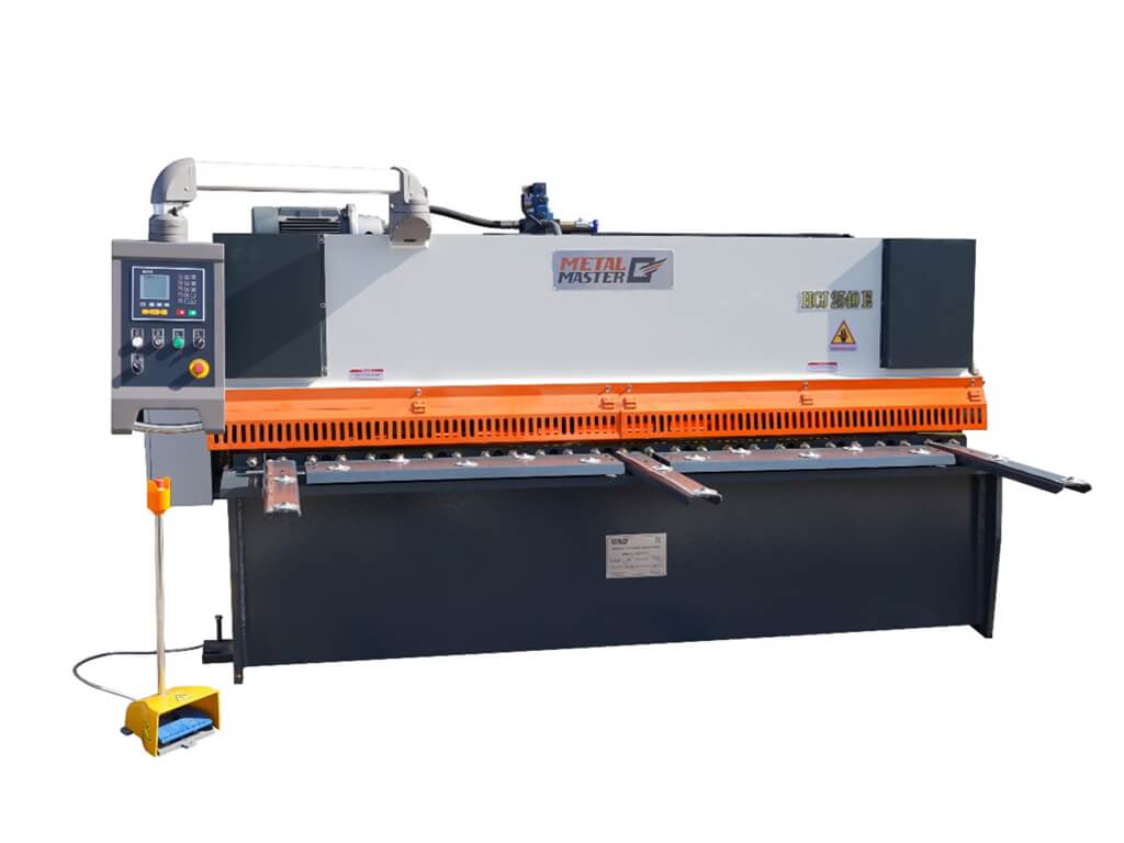 Гидравлическая гильотина HCJ 2540 E