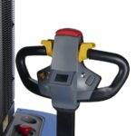 Штабелер самоходный 1,5 т 3,0 м TOR WS15H-3000SC PRO 24/85 В/Ач контр. скорости подъема