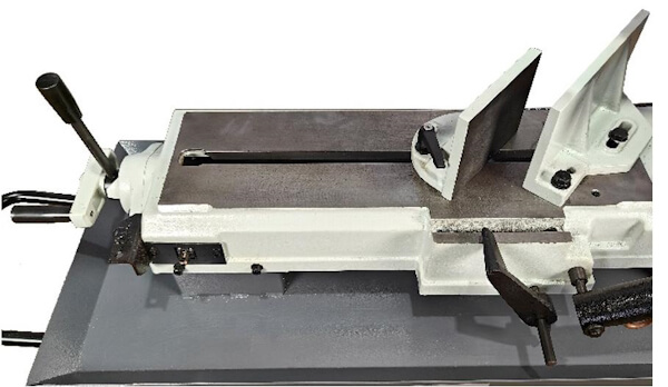 BSM-912B 9 Ленточнопильный станок Metal Master BSM-85