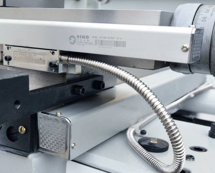 Токарно-винторезный станок Metal Master ZM 50100F DRO RFS УЦИ SINO SDS6-3VA