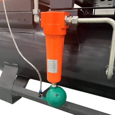 Компрессорная станция 3 в 1 с прямым приводом Metal Master MCDR INVERTER Компрессорная станция 3 в 1 с прямым приводом Metal Master MCDR INVERTER