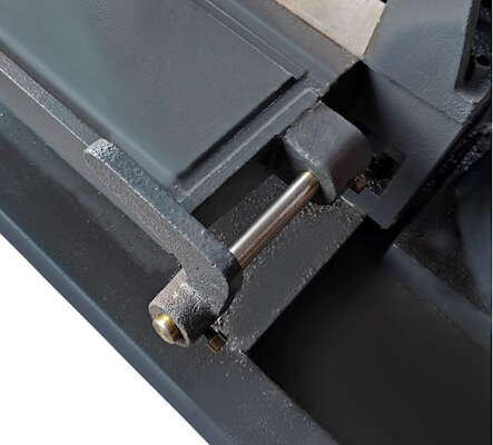 Ленточнопильный двухколонный станок Metal Master
MGH-350E