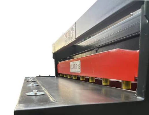 Электромеханическая гильотина Metal Master ETG 1315E Электромеханическая гильотина Metal Master ETG 1315E