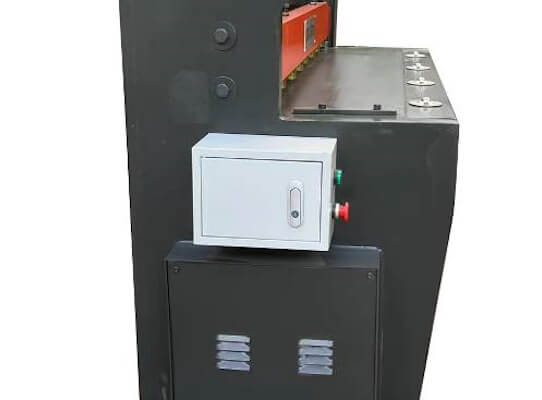 Электромеханическая гильотина Metal Master ETG 1315E Электромеханическая гильотина Metal Master ETG 1315E