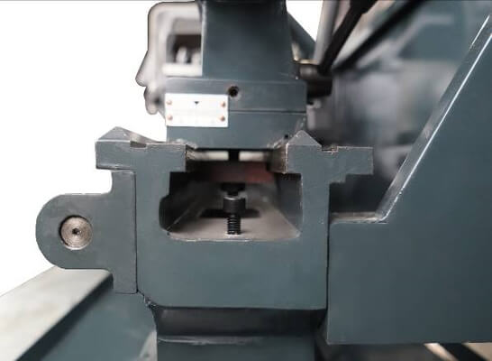 Настольный токарно-винторезный станок Metal Master MasterTurn 2550G Настольный токарно-винторезный станок Metal Master MasterTurn 2550G
