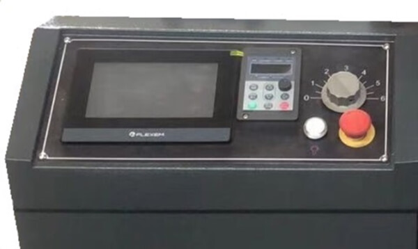 Автоматический ленточнопильный двухколонный станок METAL MASTER MSK-400 4 Автоматический двухколонный горизонтальный ленточнопильный станок Metal Master MSK-400