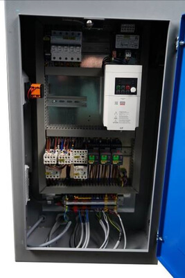 Маятниковый полуавтоматический ленточнопильный станок CUTERAL PSM 300 M Маятниковый полуавтоматический ленточнопильный станок CUTERAL PSM 300 M