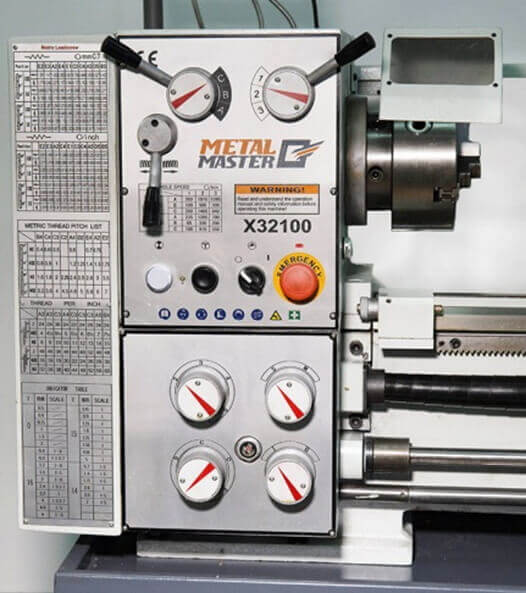 Станок токарно-винторезный MetalMaster X32100 с УЦИ 4 Metal Master Х32100